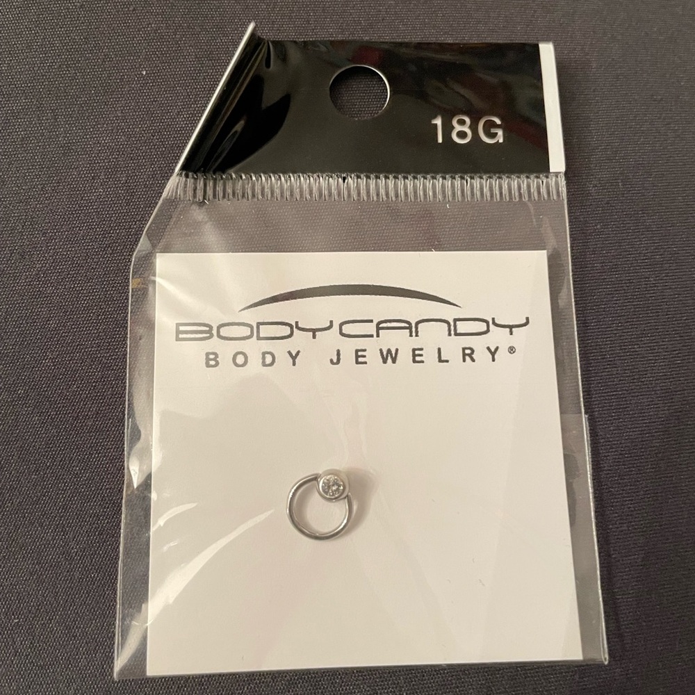 ❣️3 for $20❣️Small Captive Hoop with Gem 18 Gauge